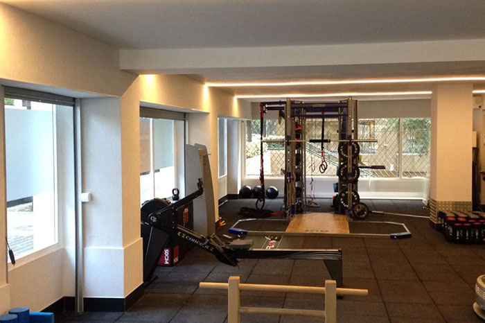 reforma gimnasio DIR up and Down