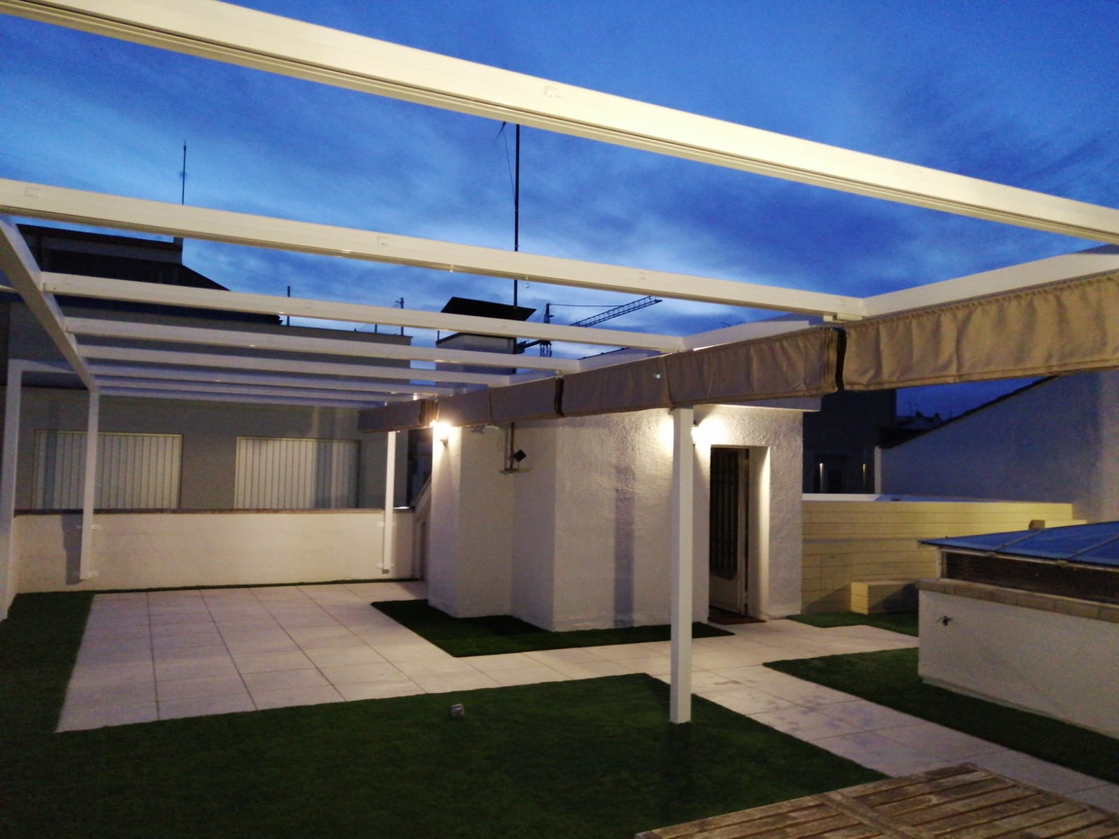Pergola a medida en terraza